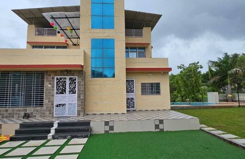 Khalapur Villa | Solace By Joy Suites