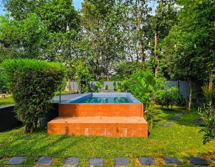 Kumbalam Villa | solomons ark luxury pool villa