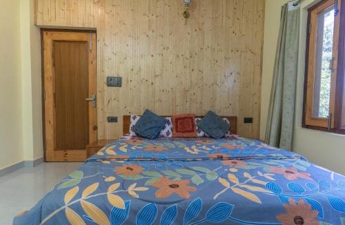 Kaul Villa | Sound of nature Hill View 3 BHK By Homeyhuts