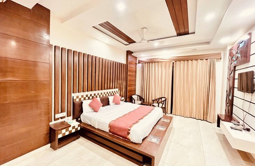 Green Park Hotel | South Inn – Green Park South Delhi