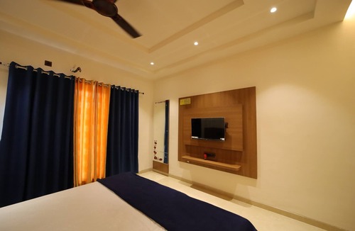 Ghodegaon Hotel | SP Tourist Home