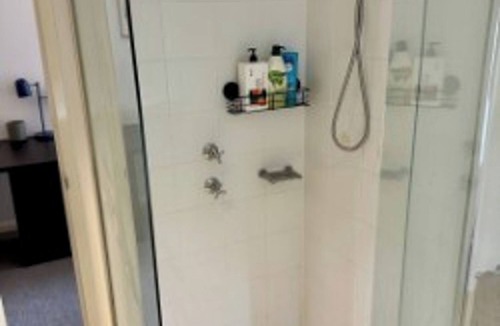 Ultimo Apartment | Spacious 1 bedroom apartment with internal parking, pool and gym