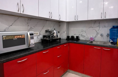 Noida Apartment | Spacious 2 Bedroom Apartment in a Peaceful Noida Neighborhood