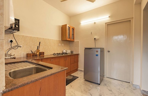 Fatrade Apartment | Spacious 2-Bedroom Apartment In Varca With 3 AC's Walkable To Zalor Beach