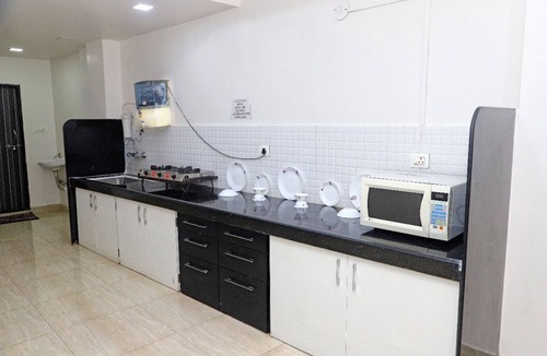 Ujjain Apartment | Spacious 3-bedroom apartment with AC, WiFi in wonderful Ujjain