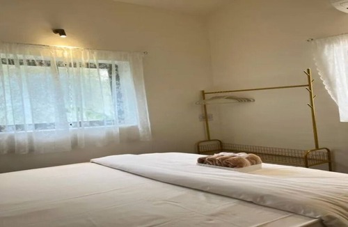 Chapora Villa | Spacious 4-Bedroom Villa near beach with garden