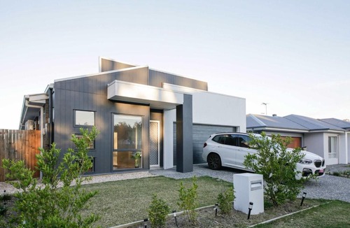 Doolandella House | Spacious 4BR Family Home in Doolandella
