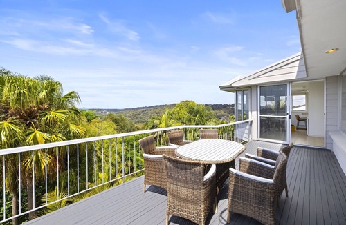 Whale Beach Apartment | Spacious 5-Bed Beach House with Ocean View