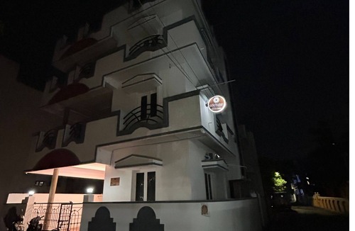 Annamalai Nagar House | Spacious 5-bedroom house in charming Puducherry with AC, WiFi