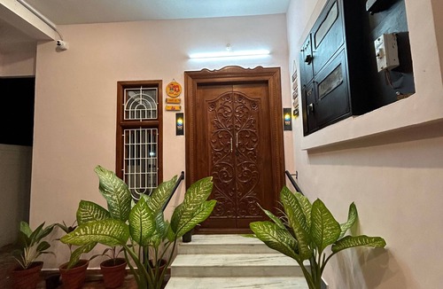 Annamalai Nagar House | Spacious 5-bedroom house in charming Puducherry with AC, WiFi