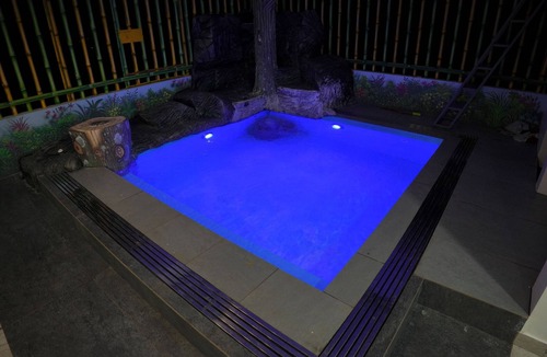 Perintalmanna Villa | Spacious 5-Bedroom Luxury Villa Full AC and Swimming Pool in Malappuram