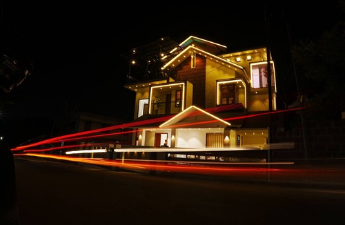 Perintalmanna Villa | Spacious 5-Bedroom Luxury Villa Full AC and Swimming Pool in Malappuram