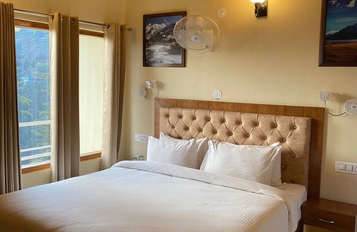 Chharabra Cabin | Spacious 6-bedroom lodge in fantastic Shimla Forest Sanctuary