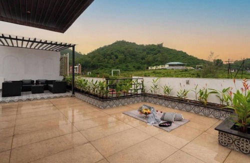 Wadgaon Villa | Spacious 6-bedroom villa in fabulous Lonavala with AC