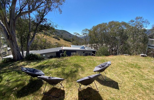 Falls Creek Apartment | Spacious attractive apartment