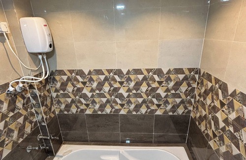 Virar West Cabin | Spacious lodge with 8 bedrooms and WiFi, AC in beautiful Virar