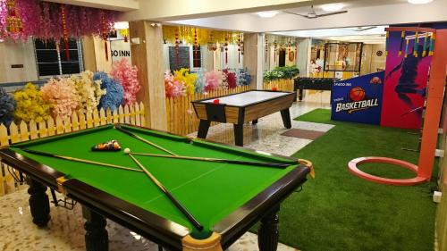Mahabalipuram Hotel | Spago Inn-Only for Families & Couples not for Bachelors