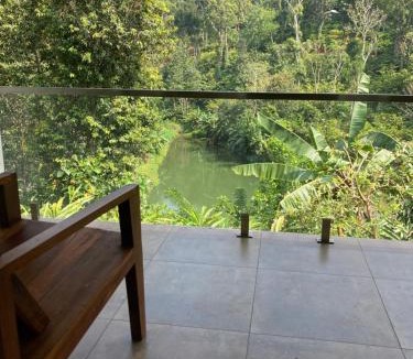 Pirmed House | Spice Forest Plantation Homestay, Thekkady