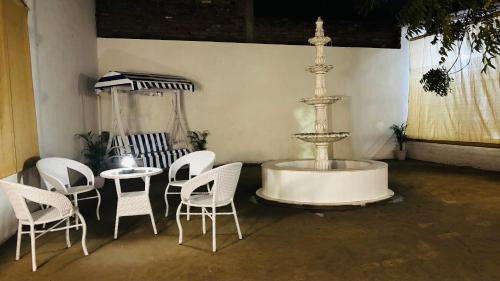 Varanasi House | Spiritual Homes & VILLA