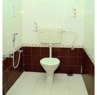 Kumily House | Sport on Hills queen Rooms