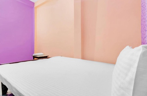 Taj Ganj Hotel | SPOT ON 60711 Hotel Radhe Inn