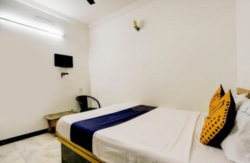 Sadras Hotel | SPOT ON JAYAM RESIDENCY
