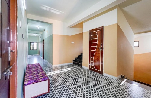 Sholinghur Hotel | SPOT ON Shri Krishna Guest house