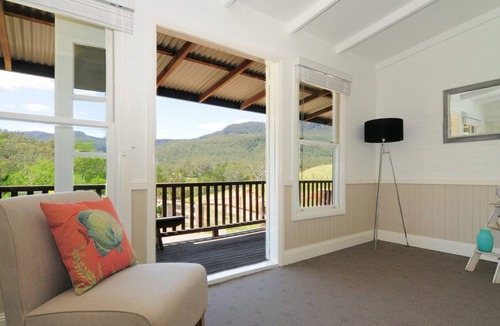Upper Kangaroo River House | Spring Grove Dairy - Picturesque views!