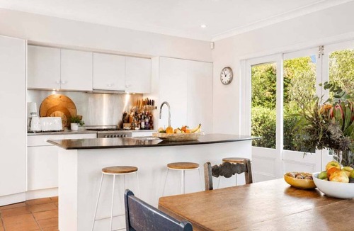 Neutral Bay House | SPRU1 - Neutral Bay Family Haven | Pool, Private Garden & Pizza Oven