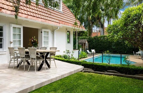 Neutral Bay House | SPRU1 - Neutral Bay Family Haven | Pool, Private Garden & Pizza Oven
