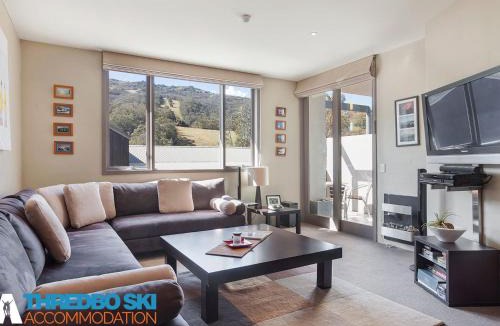 Thredbo Ski Chalet | Squatters Run 14
