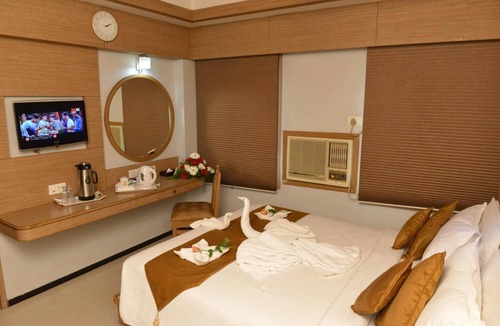 Vannarpettai Hotel | Sree Bharani Hotels