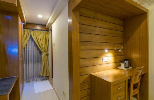 Irinjalakuda Hotel | Sree Gokulam Residency