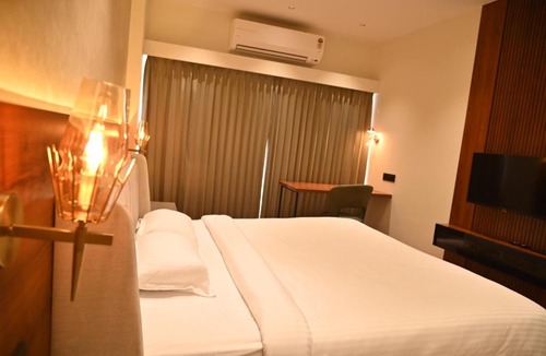 Ottapalam Hotel | SREELAKSHMI Residency