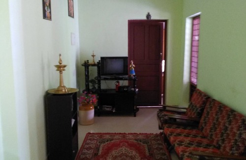 Quilon House | Sreepadmini SS Ayurmadam. Ayurveda , Meditation Yoga Centre Anchalummood. kollam
