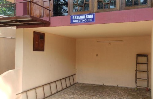 Thiruvananthapuram Cabin | Sreevalsam Guest House