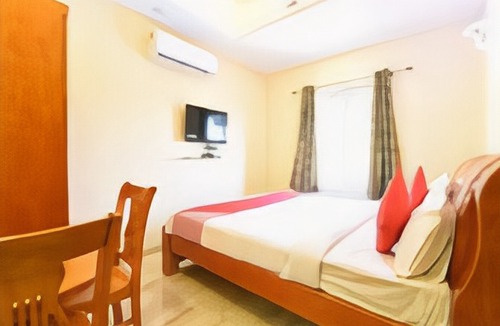 Kalapet Hotel | Sri Ganesh Mahal Guest House