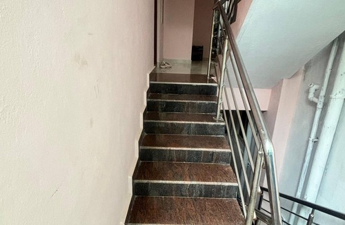 Agara House | SRI HOME STAY - DOUBLE BEDROOM FULLY FURNISHED SERVICE APARTMENT