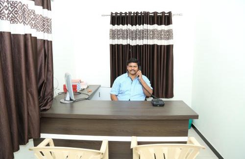 Rajahmundry Cabin | SRI JUPUDY RESIDENCY