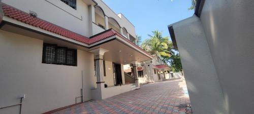 Coimbatore House | Sri Kamakshi Amman Home Stay