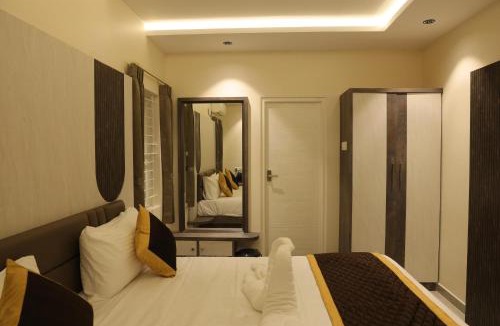 Palani Hotel | Sri Padmavati Pleasants