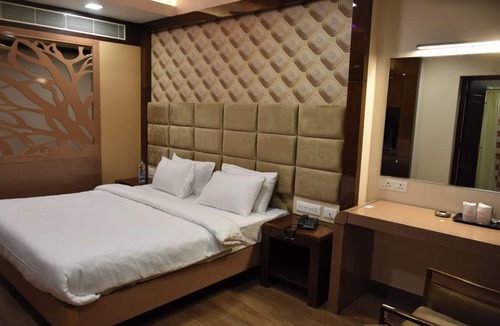 Palayankottai Hotel | Sri Ram Grand Inn