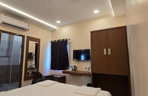 Kanchipuram Hotel | sri selvaas inn
