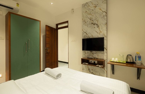 Peelamedu Hotel | Sri Varee Residency