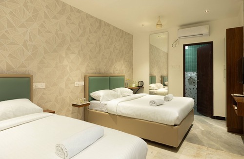 Peelamedu Hotel | Sri Varee Residency