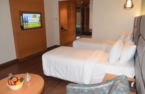 Potheri Hotel | SRM Hotel Maraimalai Nagar Chennai
