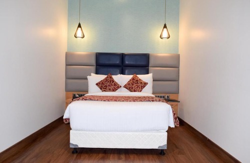 Potheri Hotel | SRM Hotel Maraimalai Nagar Chennai