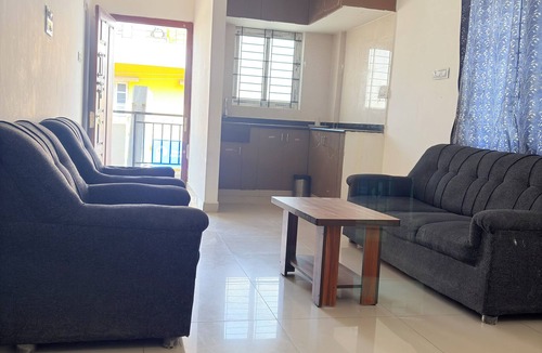 Krishnarajapura Apartment | SS Home Stay