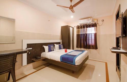 Kukatpally Housing Board Colony Hotel | SS Residency Grand