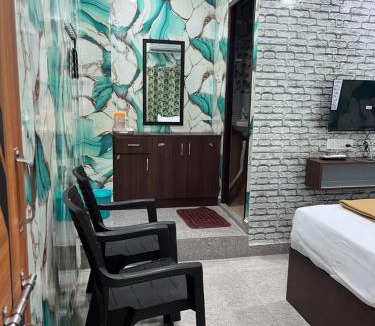 Chennai Cabin | SSD Rooms and Lodge
